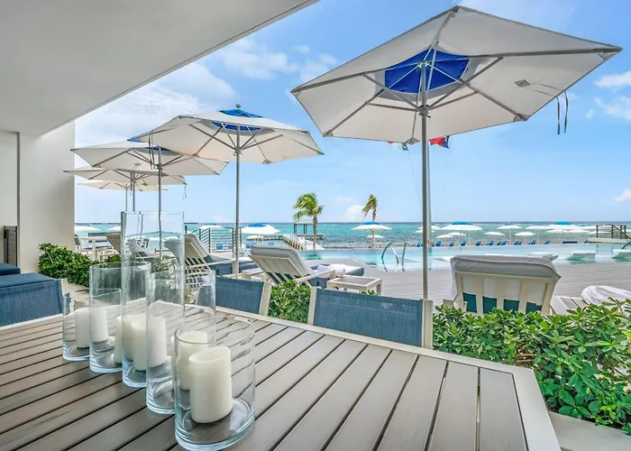 Club Suites At Rum Point