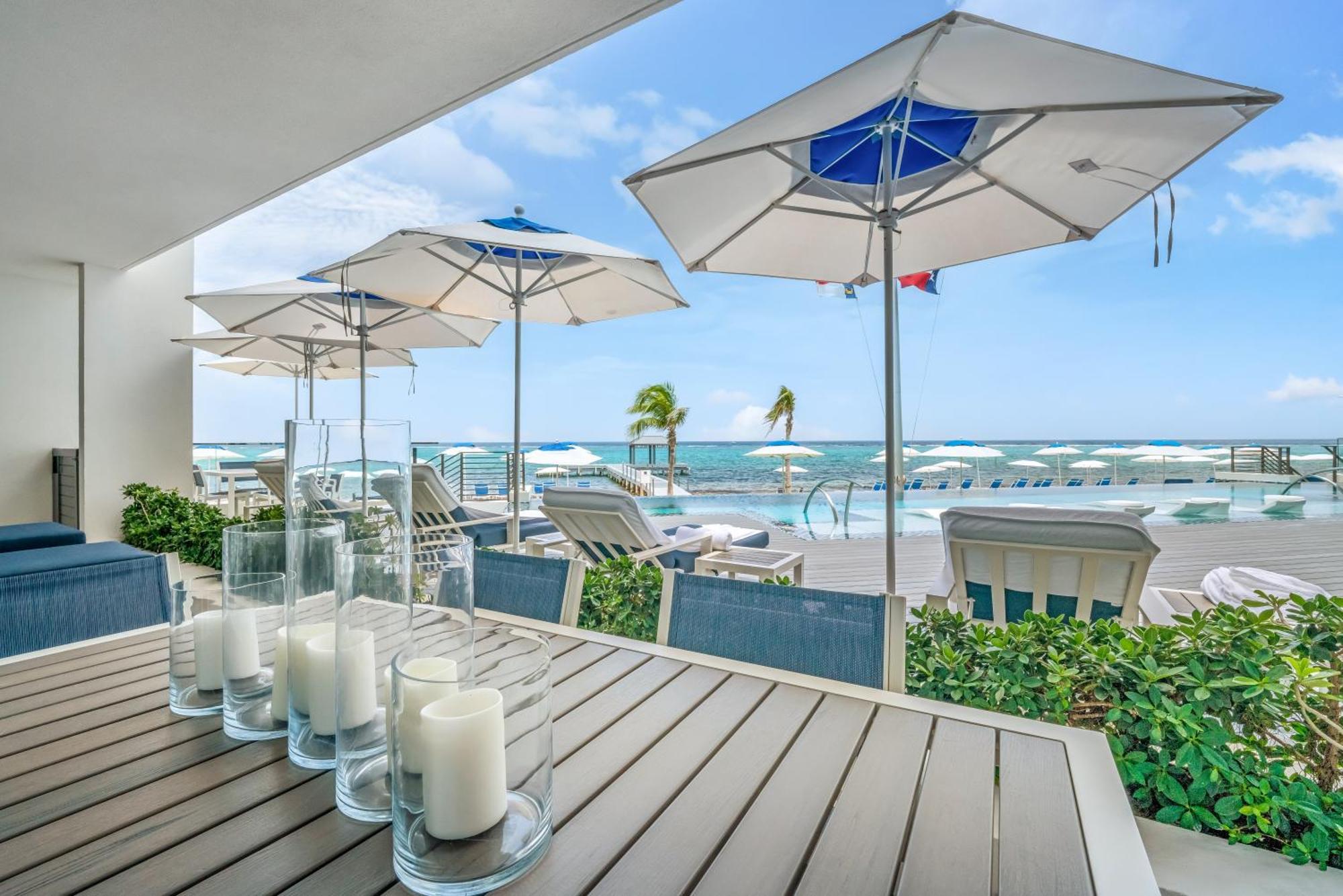Aparthotel Club At Point Driftwood Village